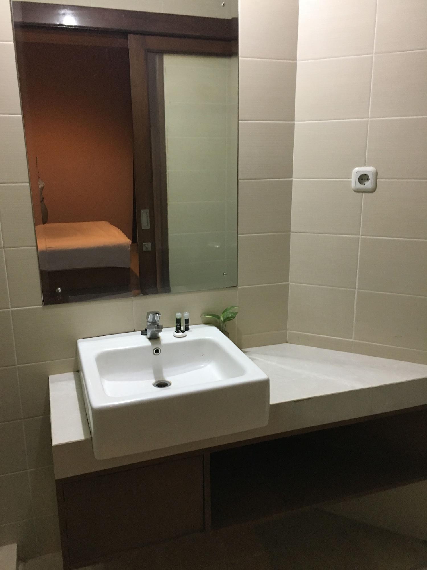 Votel Viure Hotel Jogjakarta Maguwo Kültér fotó