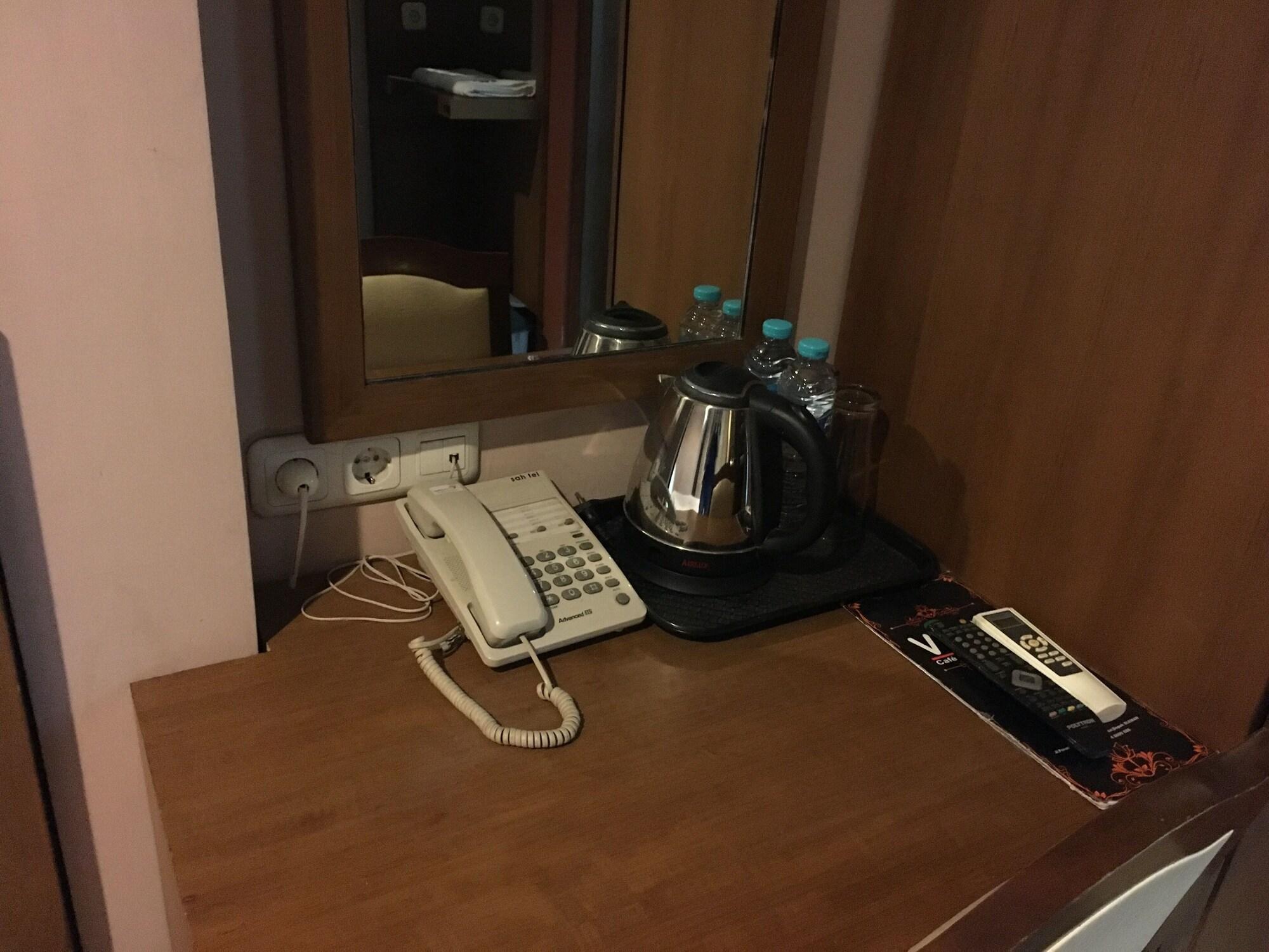 Votel Viure Hotel Jogjakarta Maguwo Kültér fotó