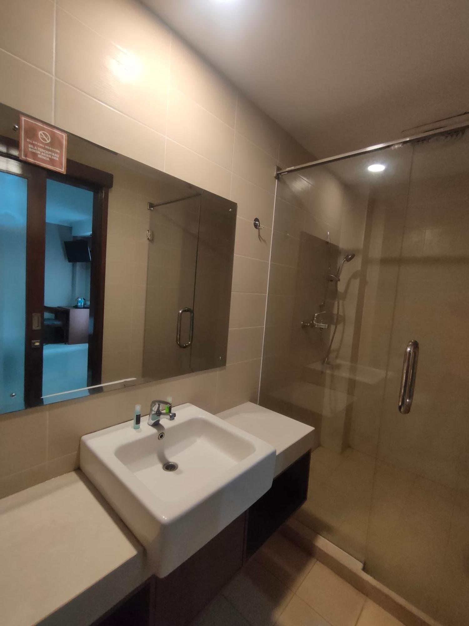 Votel Viure Hotel Jogjakarta Maguwo Kültér fotó